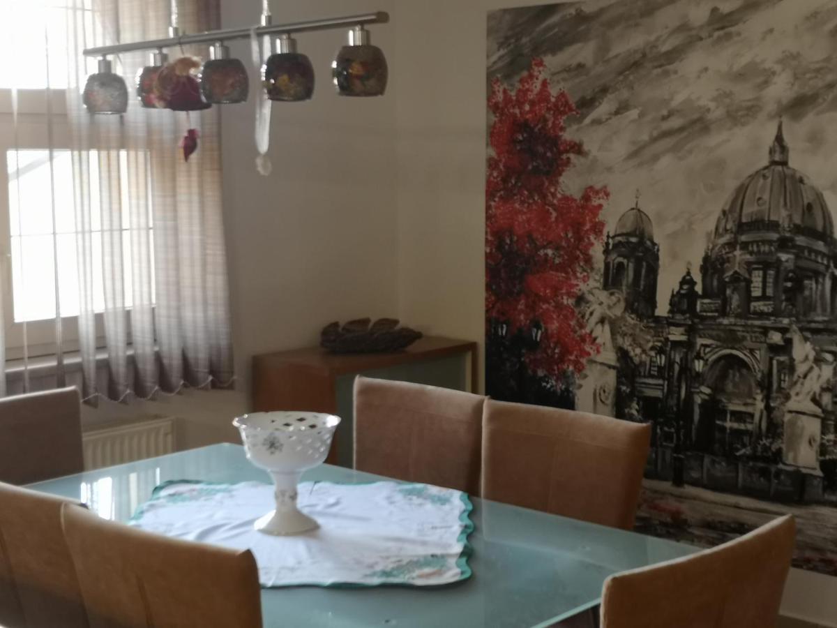 Hotello Apartmanház és Panzió Zalaegerszeg Esterno foto