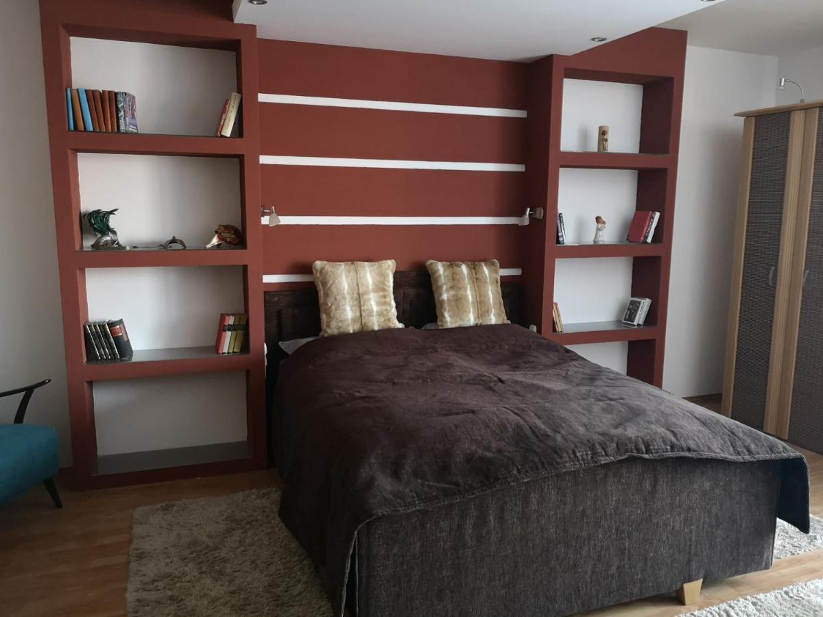 Hotello Apartmanház és Panzió Zalaegerszeg Esterno foto