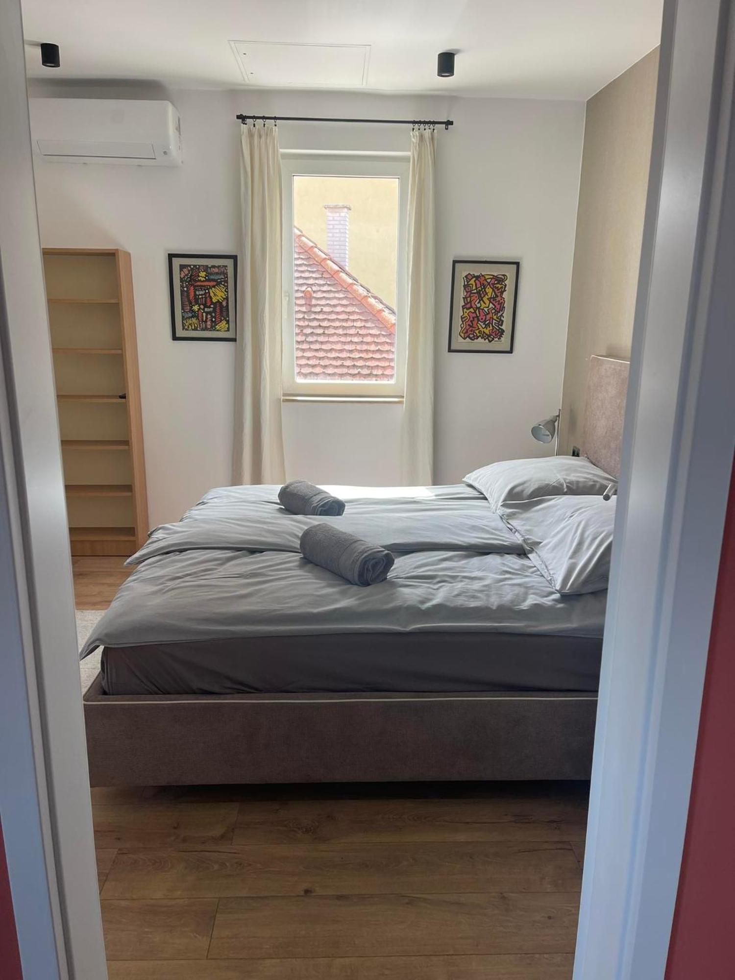 Hotello Apartmanház és Panzió Zalaegerszeg Esterno foto